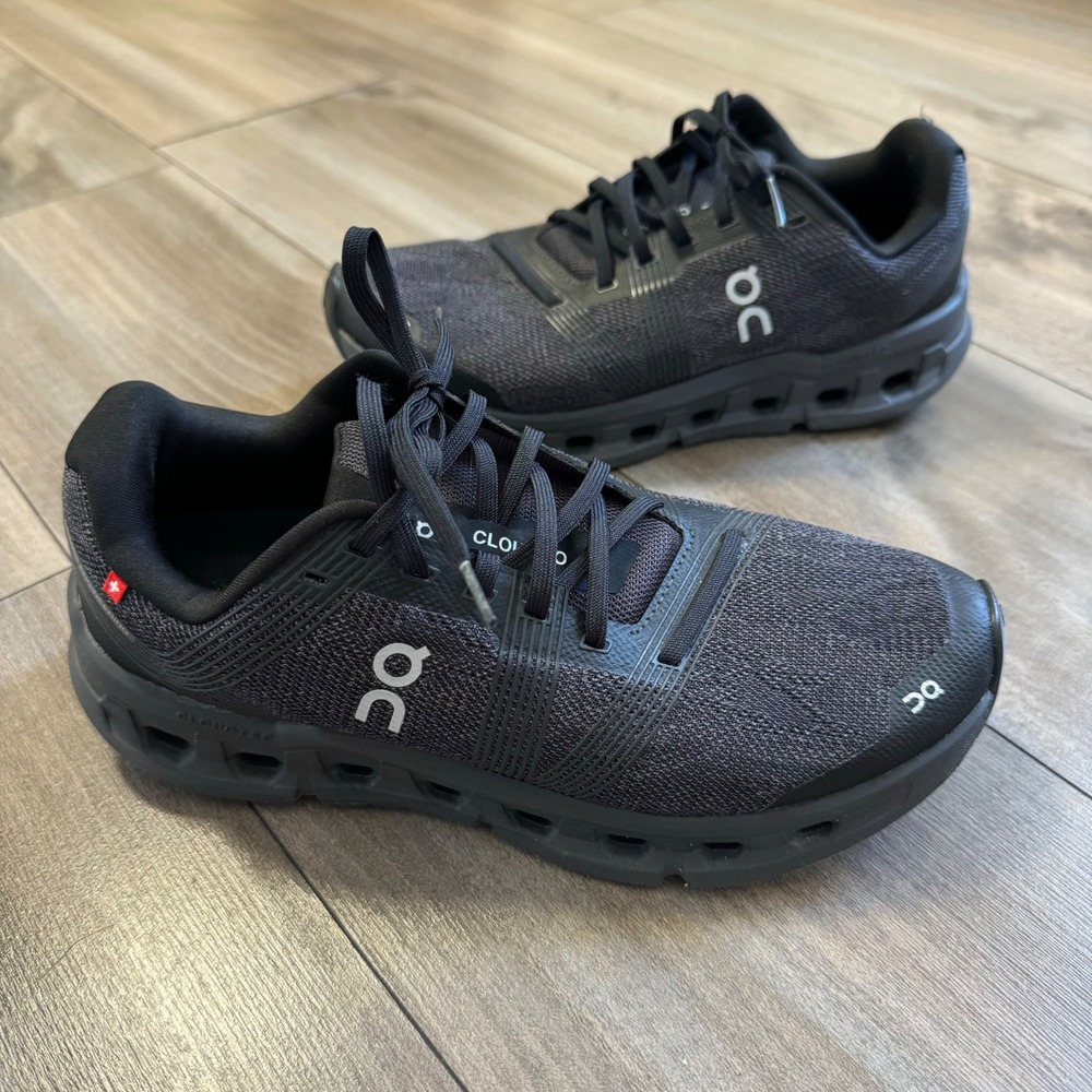 On Running Cloudnova Women's Black/Charcoal Athletic Shoes